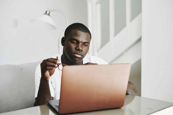 Explorez les fondamentaux de l'éducation sexuelle sans effort